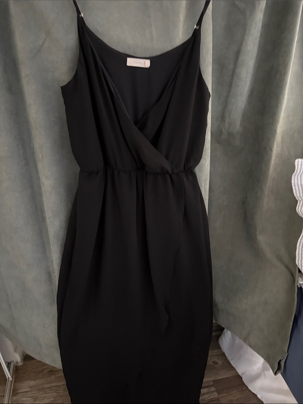 VENUS Black Surplice Midi Dress